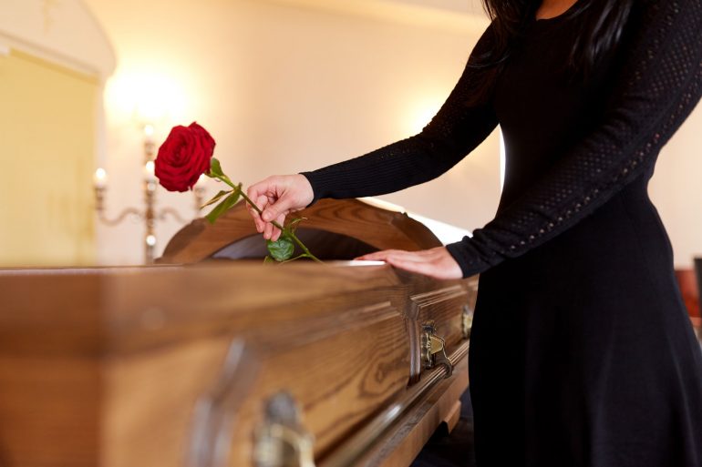 Jak wybrać zakład pogrzebowy?